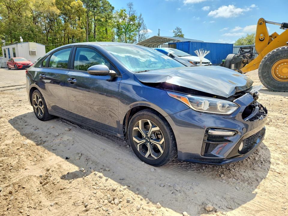 2021 Kia Forte მანქანა იყიდება აუქციონზე, vin: 3KPF24AD1ME339862, აუქციონის ნომერი: 47556626