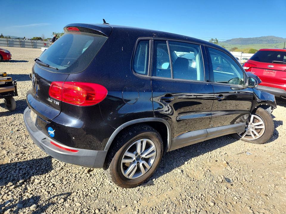 45881516 :رقم المزاد ، WVGAV3AX7DW567145 vin ، 2013 Volkswagen Tiguan مزاد بيع