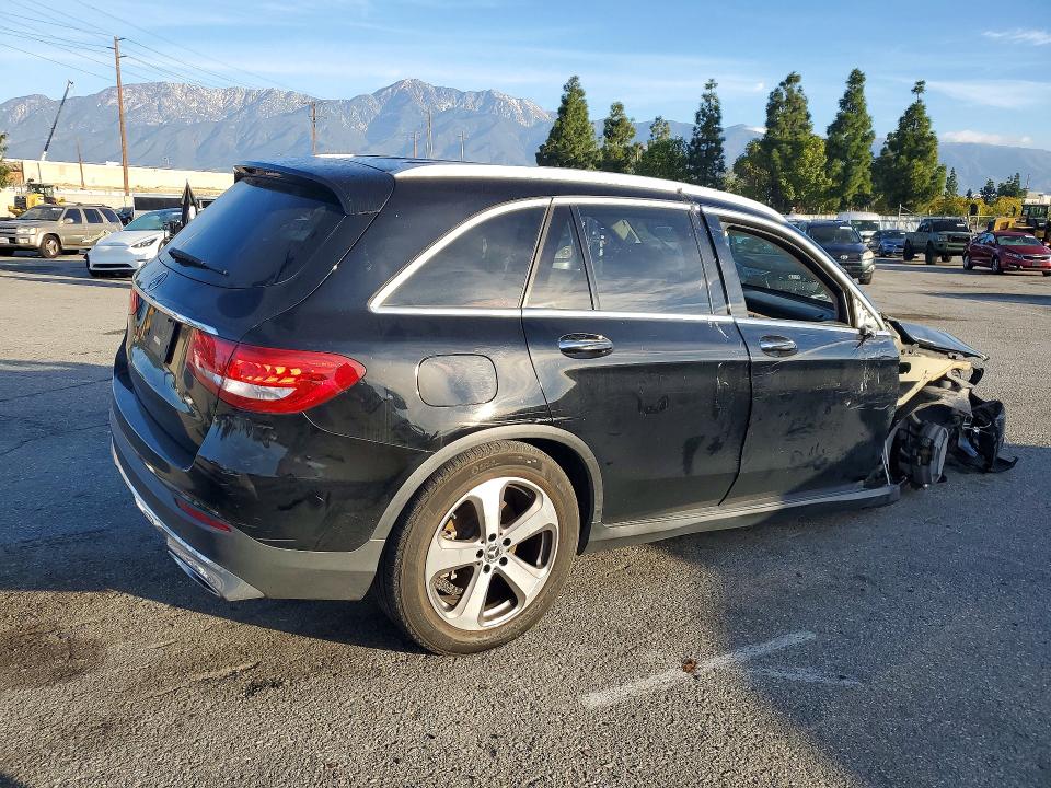 2018 Mercedes-benz Glc მანქანა იყიდება აუქციონზე, vin: WDC0G4JB5JV051852, აუქციონის ნომერი: 79445055