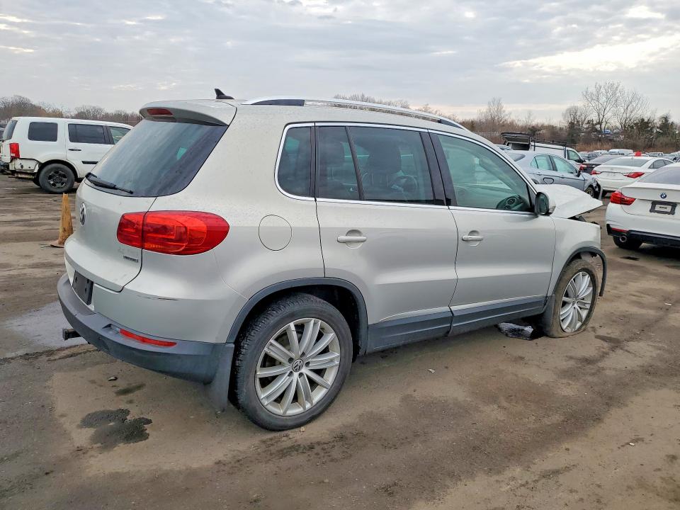 Aukcja sprzedaży 2015 Volkswagen Tiguan, vin: WVGBV7AX5FW522476, numer aukcji: 47339926