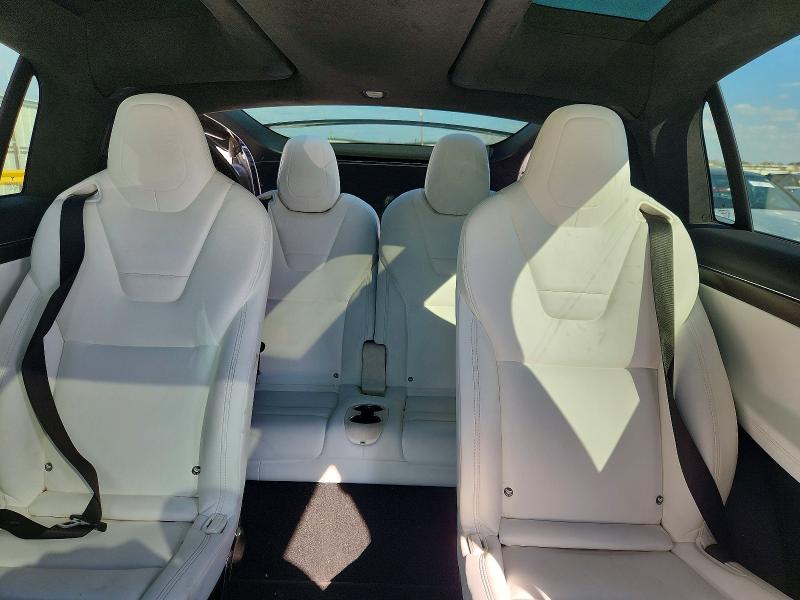 Продаж на аукціоні авто 2017 Tesla Model X, vin: 5YJXCBE2XHF055645, номер лоту: 41985536