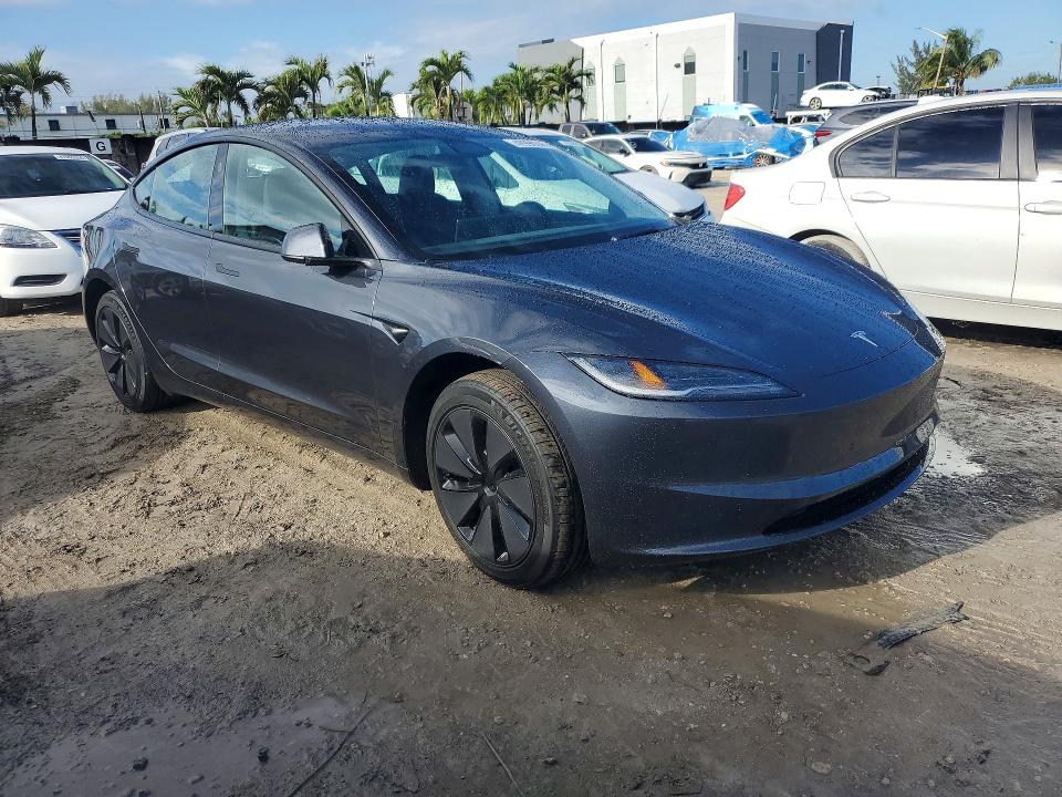 Продажа на аукционе авто 2025 Tesla Model 3, vin: 5YJ3E1EA8SF014111, номер лота: 46990346