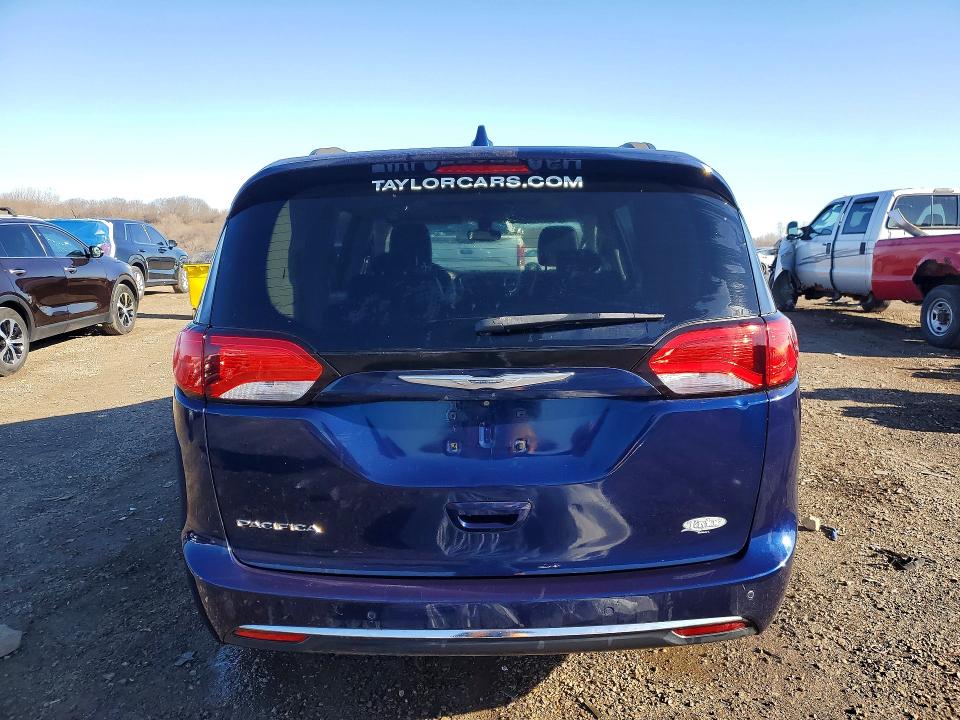 Продажа на аукционе авто 2017 Chrysler Pacifica, vin: 2C4RC1BG2HR513590, номер лота: 47652196