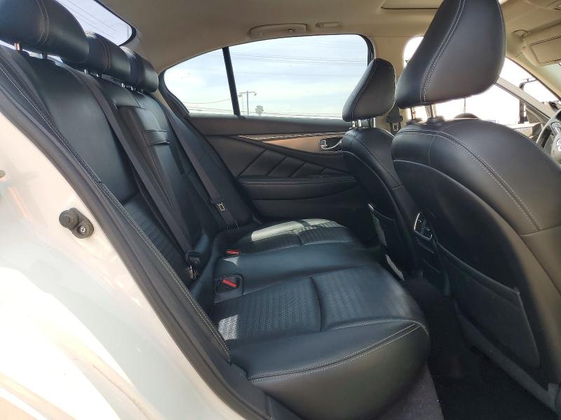 47138336 :رقم المزاد ، JN1EV7AP5JM364584 vin ، 2018 Infiniti Q50 مزاد بيع