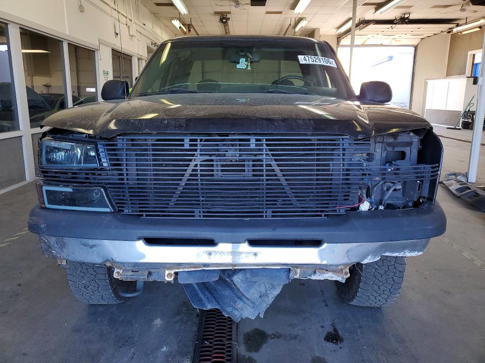 Продажа на аукционе авто 2003 Chevrolet Silverado, vin: 1GCEK19T13E302908, номер лота: 47529106