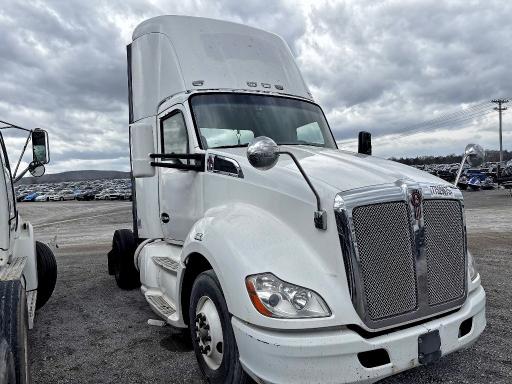 Продажа на аукционе авто 2014 Kenworth T680, vin: 1XKYA48X9EJ403201, номер лота: 77529875