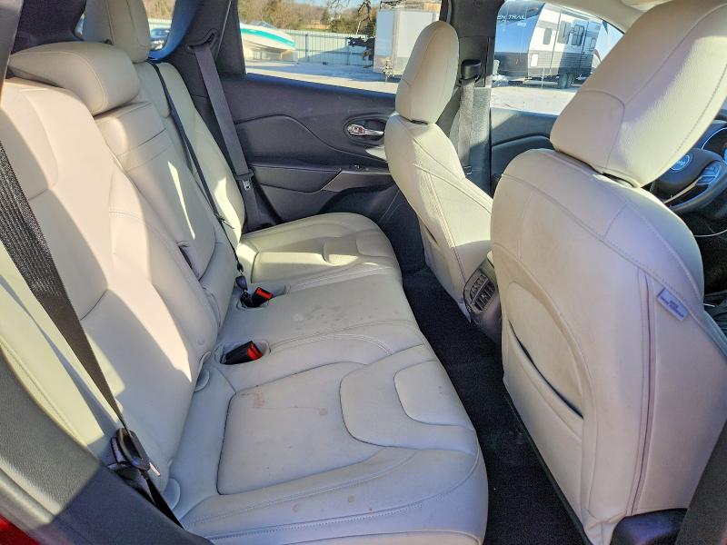 46585856 :رقم المزاد ، 1C4PJLCB6LD511400 vin ، 2020 Jeep Cherokee مزاد بيع