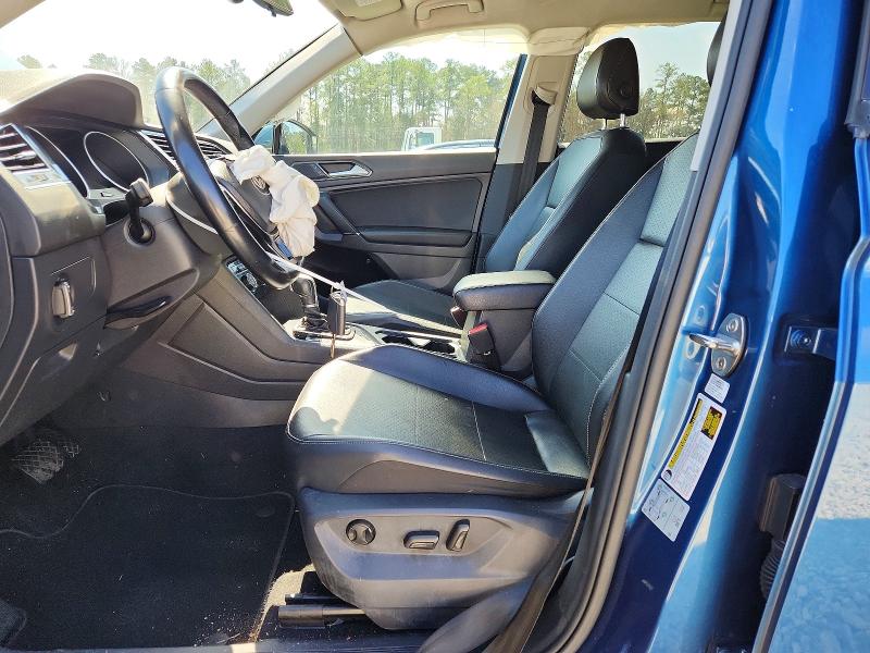 2018 Volkswagen Tiguan მანქანა იყიდება აუქციონზე, vin: 3VV3B7AX8JM000923, აუქციონის ნომერი: 41664126