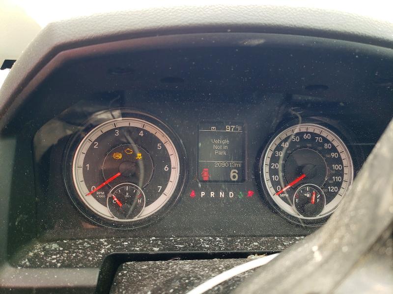 41868726 :رقم المزاد ، 3C63R3CJ1JG335202 vin ، 2018 Ram 3500 مزاد بيع