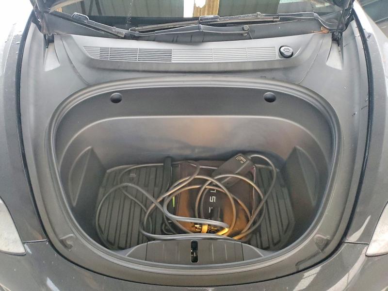 Продажа на аукционе авто 2022 Tesla Model 3, vin: 5YJ3E1EC7NF263747, номер лота: 41692186