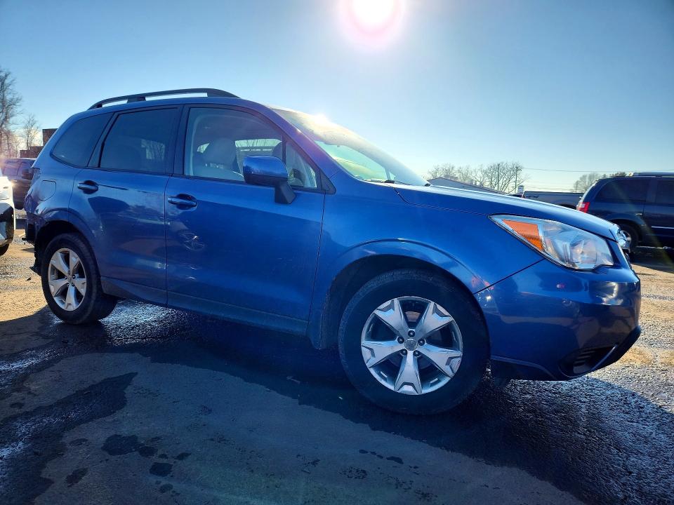 79799605 :رقم المزاد ، JF2SJADC2FH401190 vin ، 2015 Subaru Forester مزاد بيع