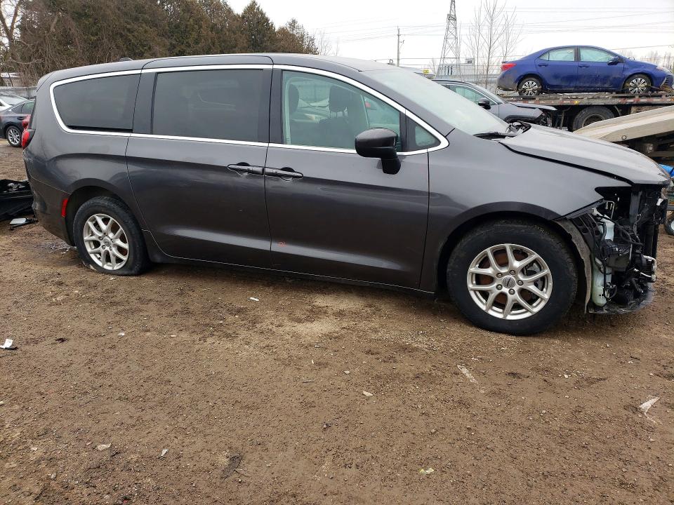 2023 Chrysler Grand Caravan მანქანა იყიდება აუქციონზე, vin: 2C4RC1ZG4PR597738, აუქციონის ნომერი: 77371085