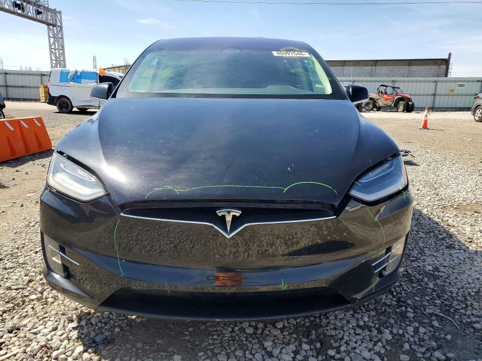 Продажа на аукционе авто 2016 Tesla Model X, vin: 5YJXCBE2XGF028928, номер лота: 46997546