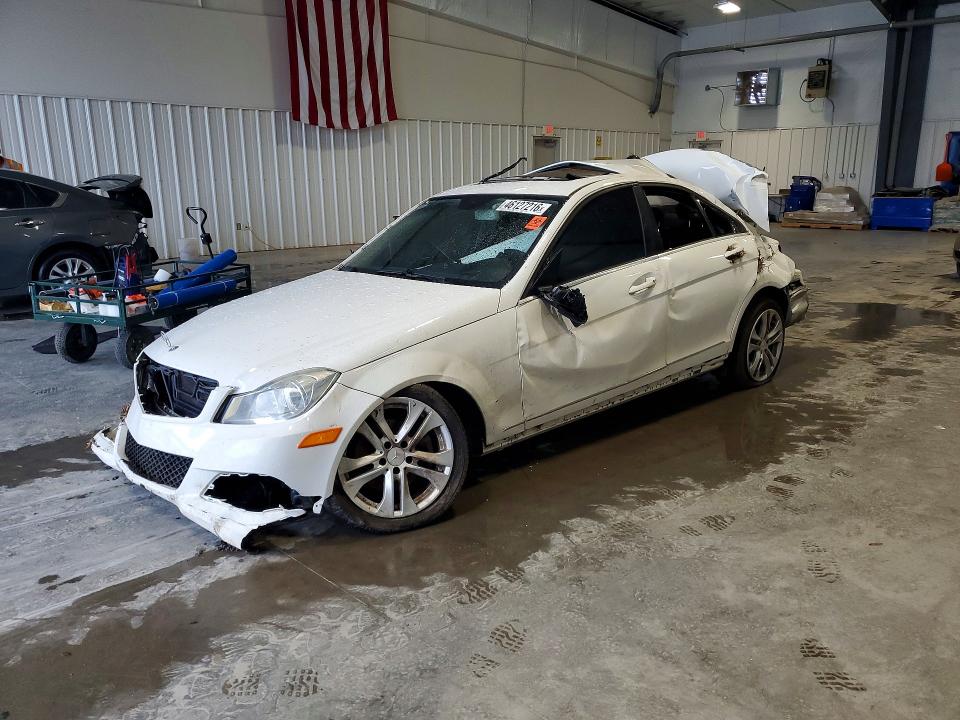 Aukcja sprzedaży 2013 Mercedes-benz C, vin: WDDGF4HB4DR268793, numer aukcji: 46127216