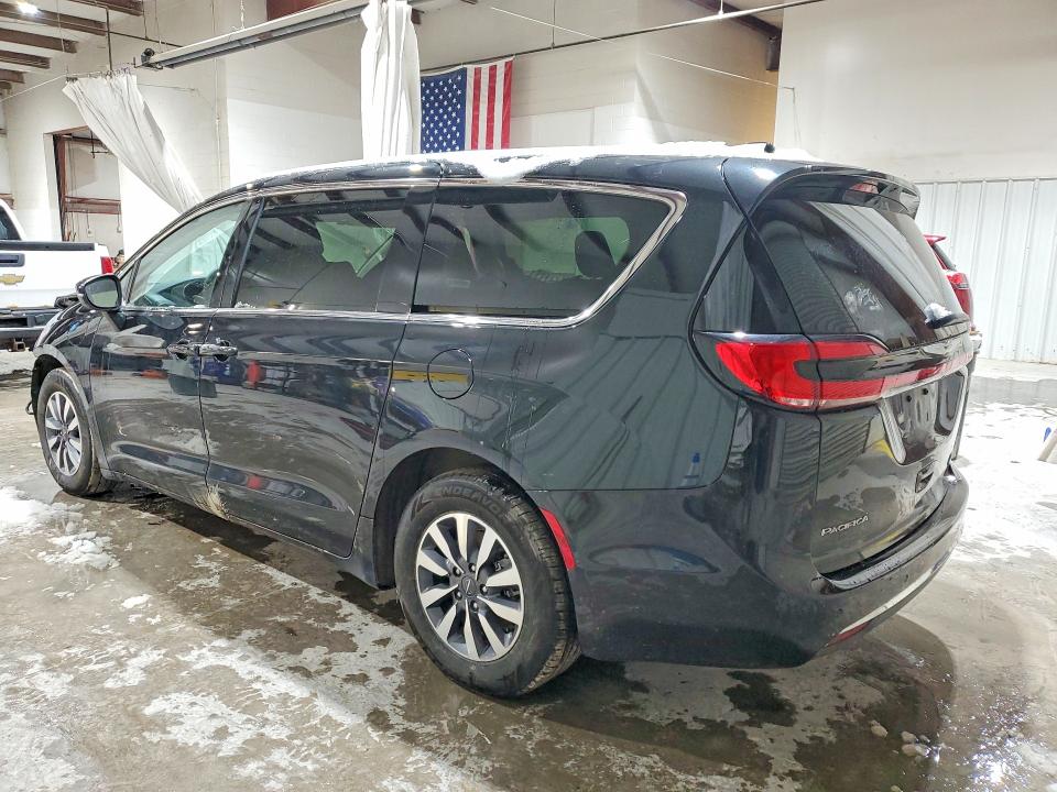 2023 Chrysler Pacifica მანქანა იყიდება აუქციონზე, vin: 2C4RC1L70PR611854, აუქციონის ნომერი: 46372526