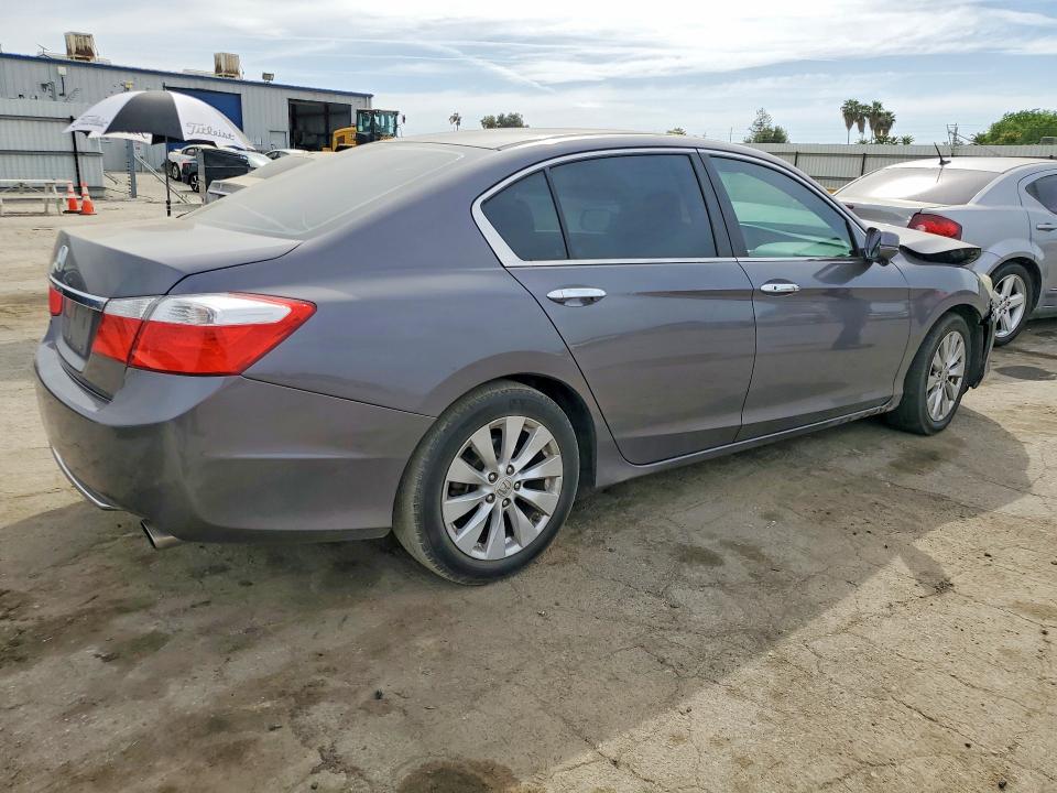 Продажа на аукционе авто 2015 Honda Accord, vin: 1HGCR2F71FA093876, номер лота: 47569226