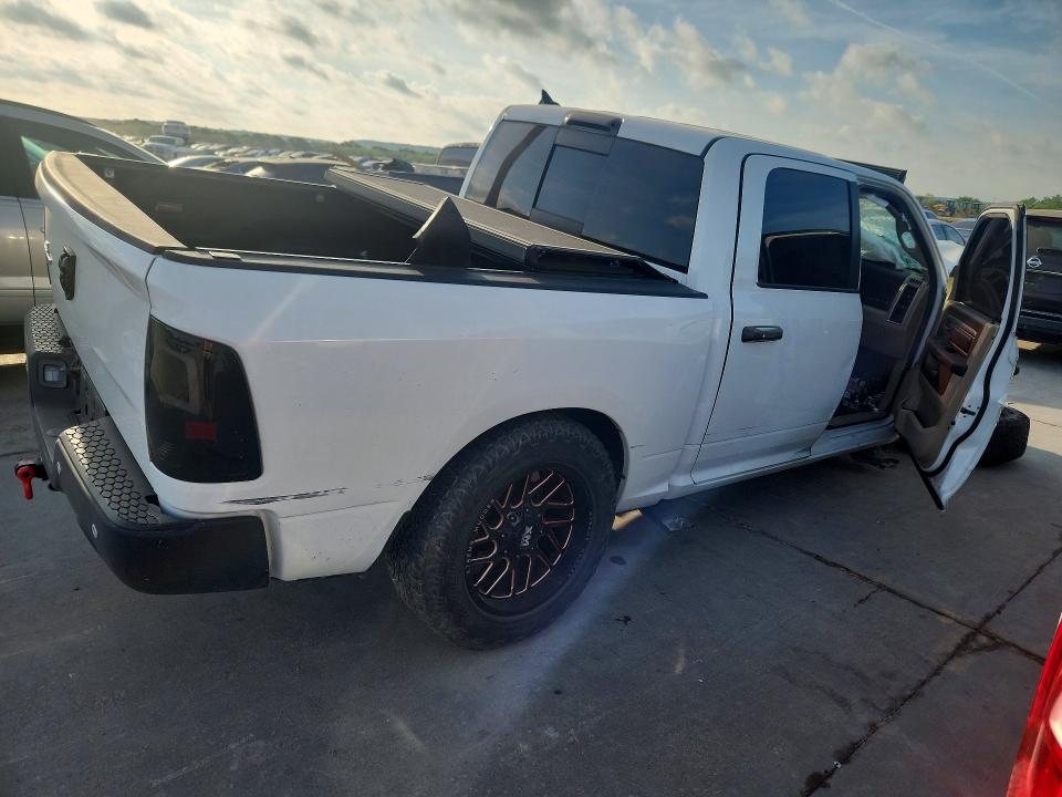 47473946 :رقم المزاد ، 1C6RR6LT1KS627195 vin ، 2019 Ram 1500 Classic مزاد بيع