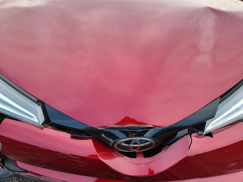 41737516 :رقم المزاد ، NMTKHMBX9JR060486 vin ، 2018 Toyota C-hr مزاد بيع