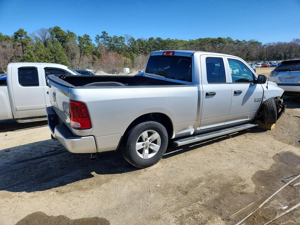 46718346 :رقم المزاد ، 1C6RR7FG1HS668567 vin ، 2017 Ram 1500 مزاد بيع
