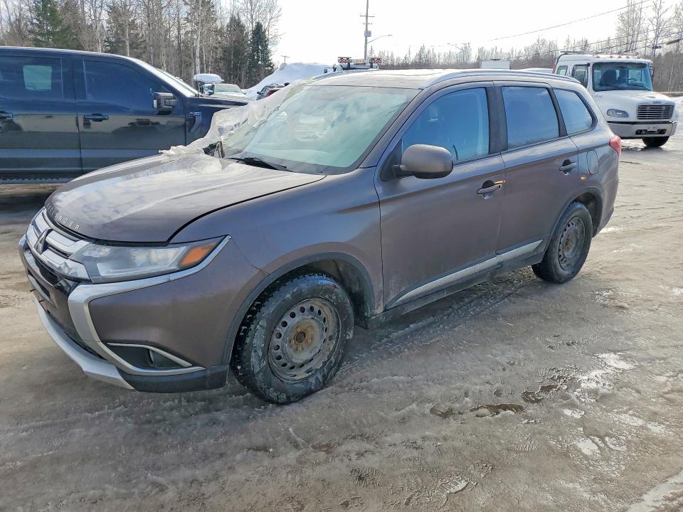 Auction sale of the 2016 Mitsubishi Outlander, vin: JA4AZ2A39GZ611353, lot number: 79468395