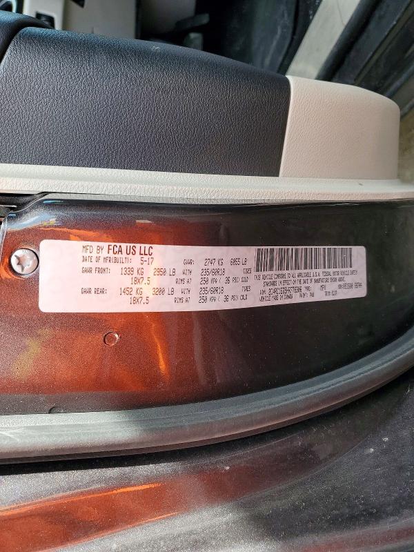45762896 :رقم المزاد ، 2C4RC1EG5HR778306 vin ، 2017 Chrysler Pacifica مزاد بيع