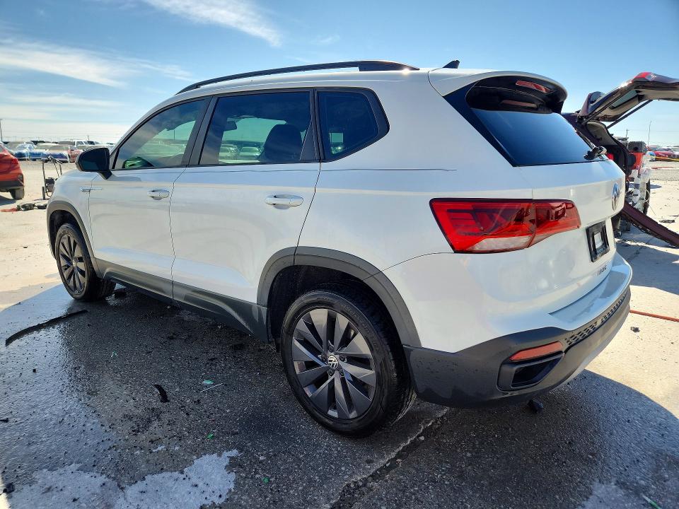 46551376 :رقم المزاد ، 3VVCX7B27NM007386 vin ، 2022 Volkswagen Taos مزاد بيع