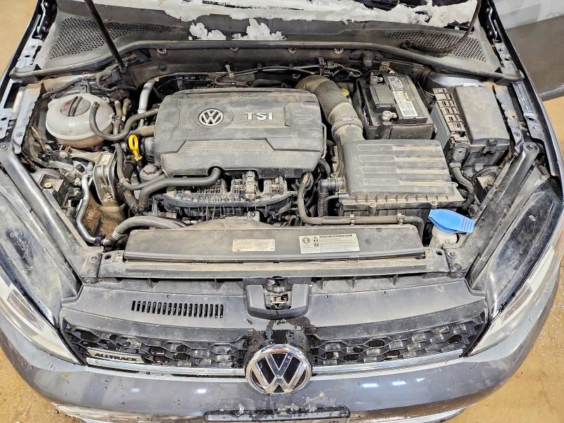 46326856 :رقم المزاد ، 3VWM17AU6HM544758 vin ، 2017 Volkswagen Golf Alltrack مزاد بيع
