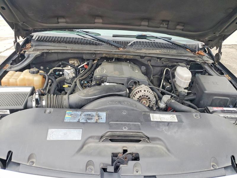 Продажа на аукционе авто 2003 Gmc Yukon Xl, vin: 3GKGK26G83G228647, номер лота: 45947936