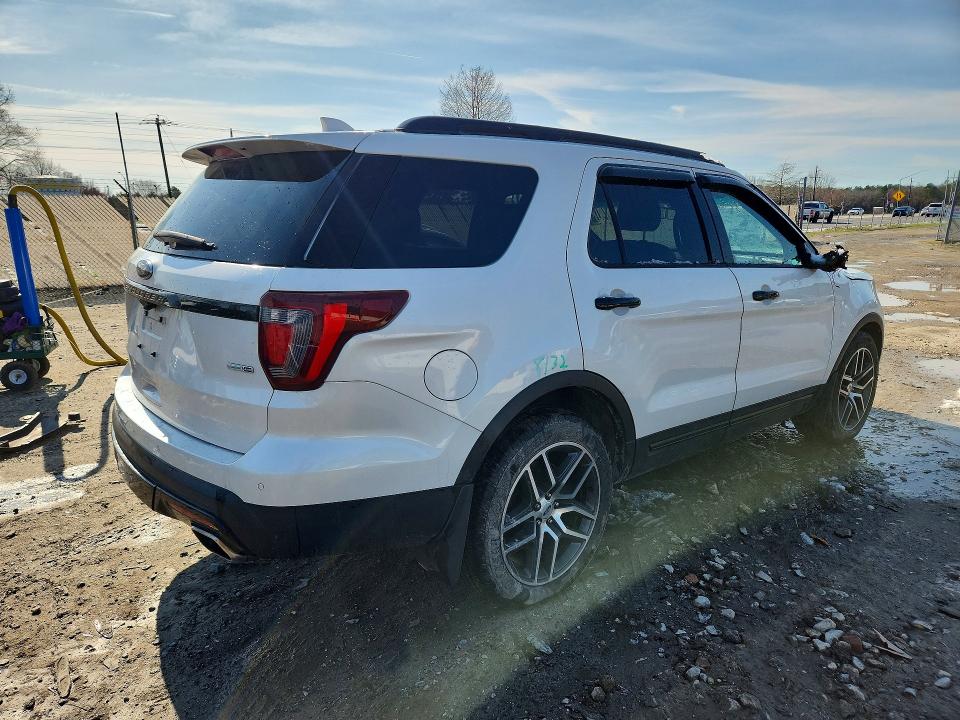 Auction sale of the 2016 Ford Explorer, vin: 1FM5K8GT6GGB70598, lot number: 45914366