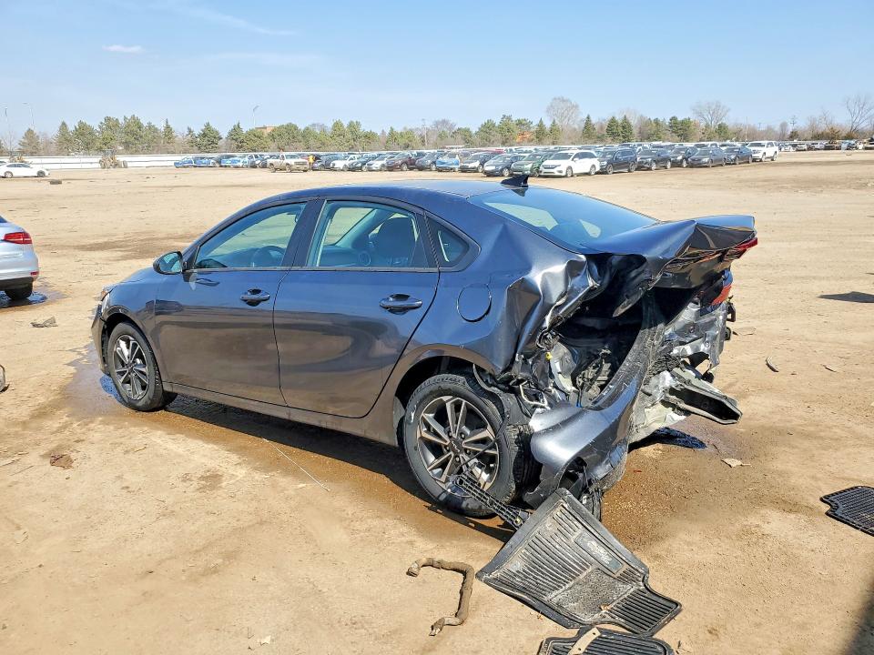 2024 Kia Forte მანქანა იყიდება აუქციონზე, vin: 3KPF24AD5RE700842, აუქციონის ნომერი: 47805476