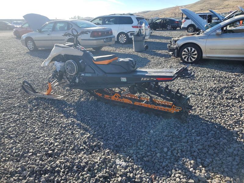2024 Ski-doo Summit 850 მანქანა იყიდება აუქციონზე, vin: 2BPSCHRB8RV000177, აუქციონის ნომერი: 79992225