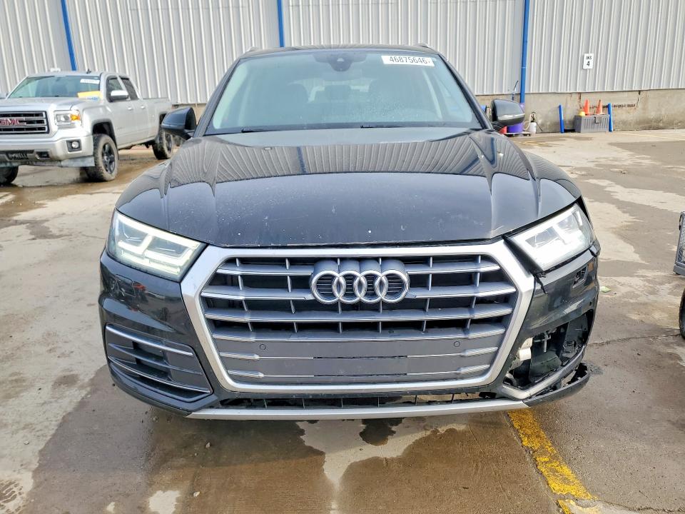 46875646 :رقم المزاد ، WA1BNAFY3J2043373 vin ، 2018 Audi Q5 مزاد بيع