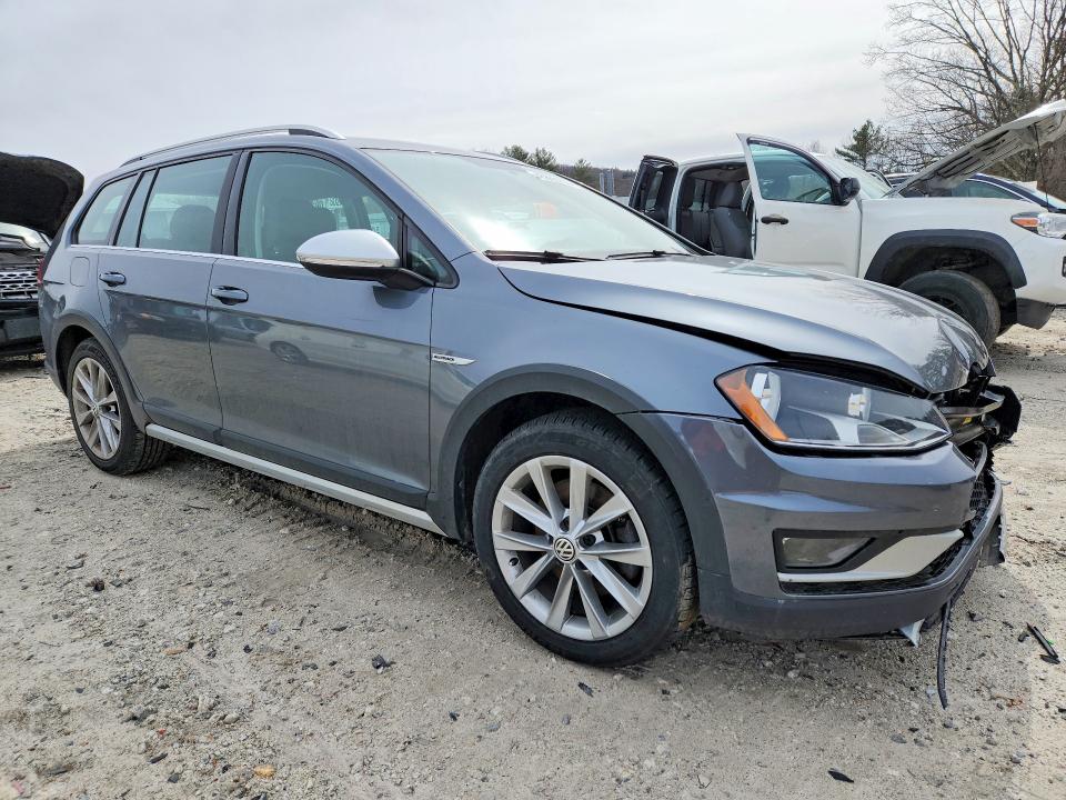 2017 Volkswagen Golf Alltrack მანქანა იყიდება აუქციონზე, vin: 3VWH17AU8HM526439, აუქციონის ნომერი: 45855106