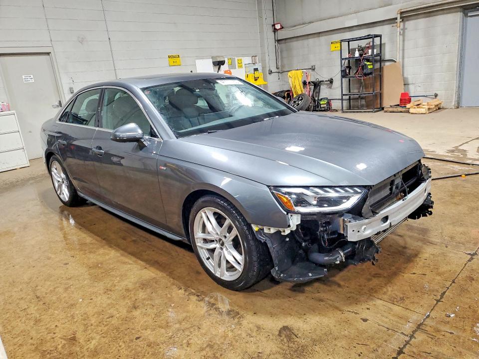 Продаж на аукціоні авто 2022 Audi A4, vin: WAUEAAF45NN010761, номер лоту: 46449466