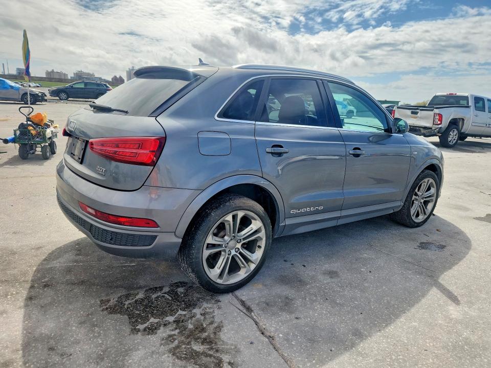 79784245 :رقم المزاد ، WA1GCCFSXHR011847 vin ، 2017 Audi Q3 مزاد بيع