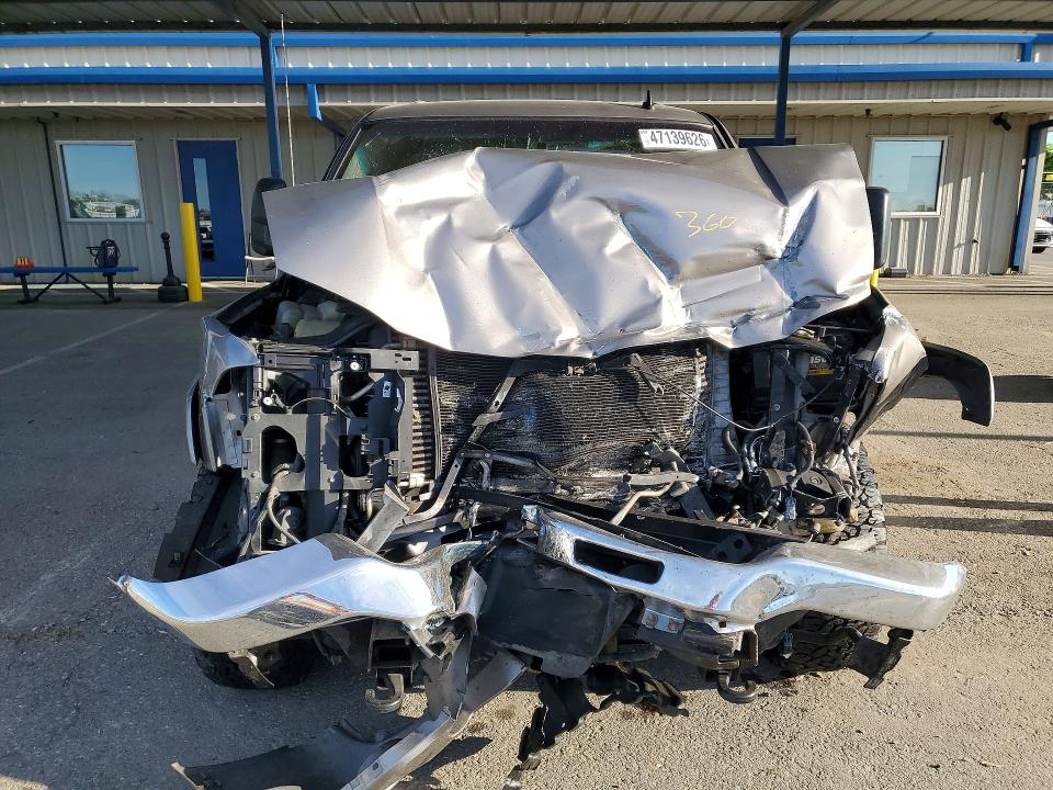 47139626 :رقم المزاد ، 1GTHK23D36F155400 vin ، 2006 Gmc Sierra مزاد بيع