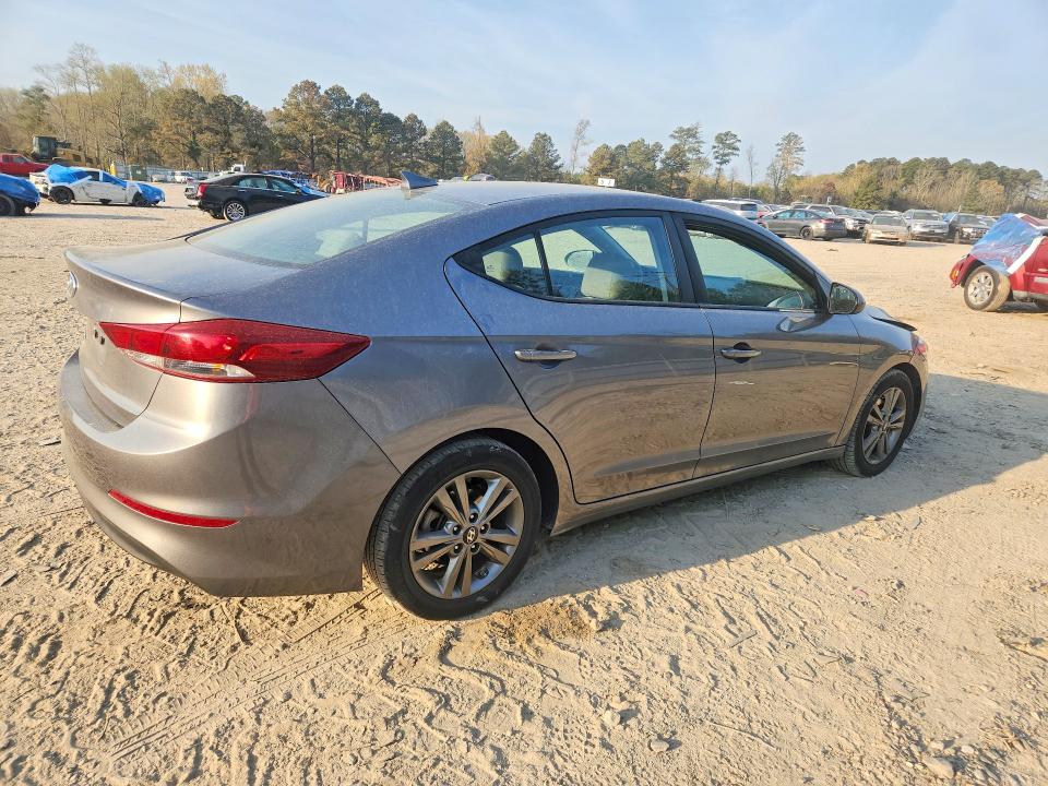 47382226 :رقم المزاد ، 5NPD84LF0JH240638 vin ، 2018 Hyundai Elantra مزاد بيع