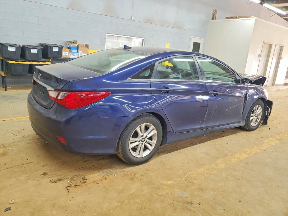 46661876 :رقم المزاد ، 5NPEB4AC6EH828595 vin ، 2014 Hyundai Sonata مزاد بيع