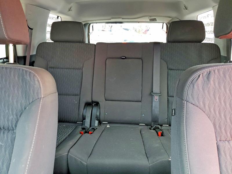47007196 :رقم المزاد ، 1GNSKAKC4LR136218 vin ، 2020 Chevrolet Tahoe مزاد بيع