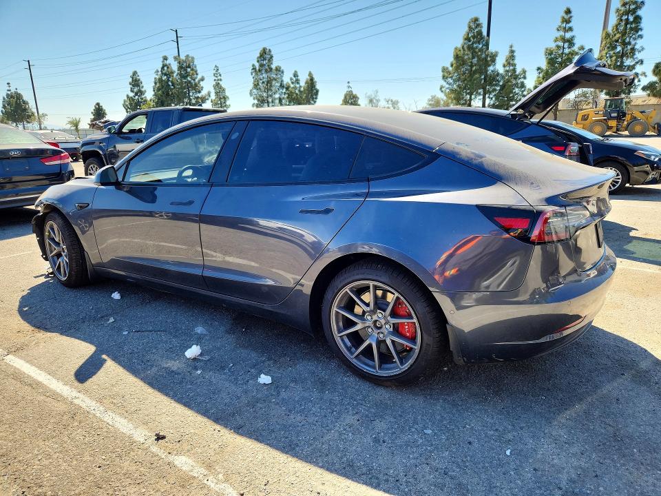 46341886 :رقم المزاد ، 5YJ3E1EB4NF249294 vin ، 2022 Tesla Model 3 مزاد بيع