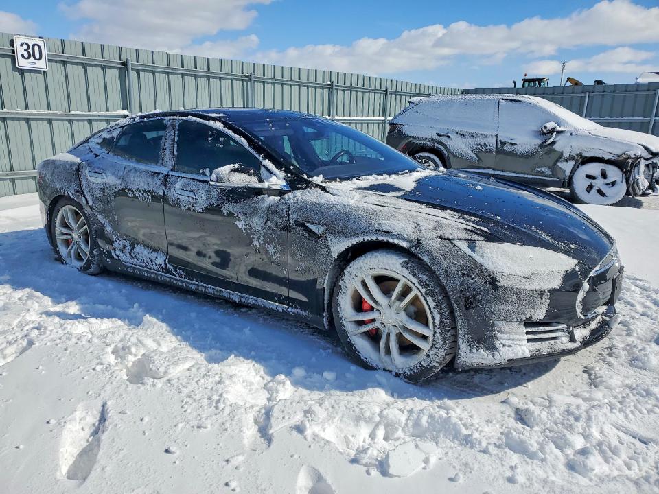 Продаж на аукціоні авто 2015 Tesla Model S, vin: 5YJSA1H41FF095004, номер лоту: 46112266