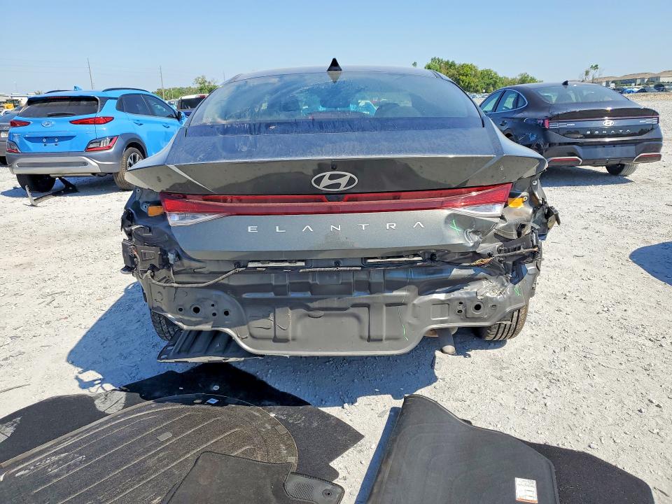 2024 Hyundai Elantra მანქანა იყიდება აუქციონზე, vin: KMHLL4DG0RU774298, აუქციონის ნომერი: 46801526