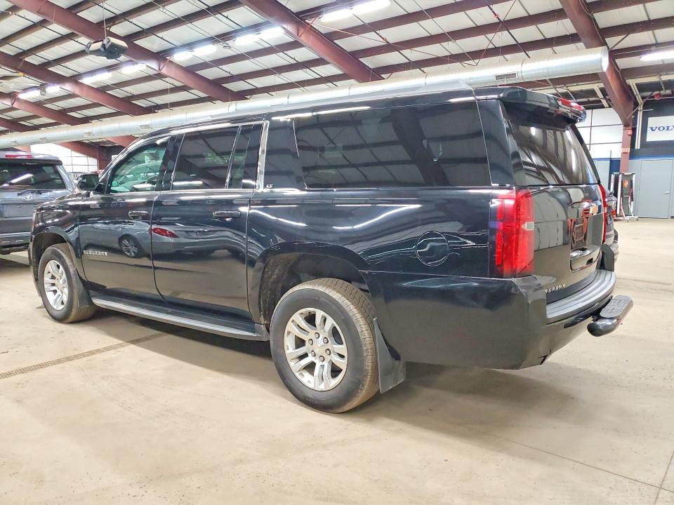 Продаж на аукціоні авто 2018 Chevrolet Suburban, vin: 1GNSKHKC6JR329752, номер лоту: 47693606