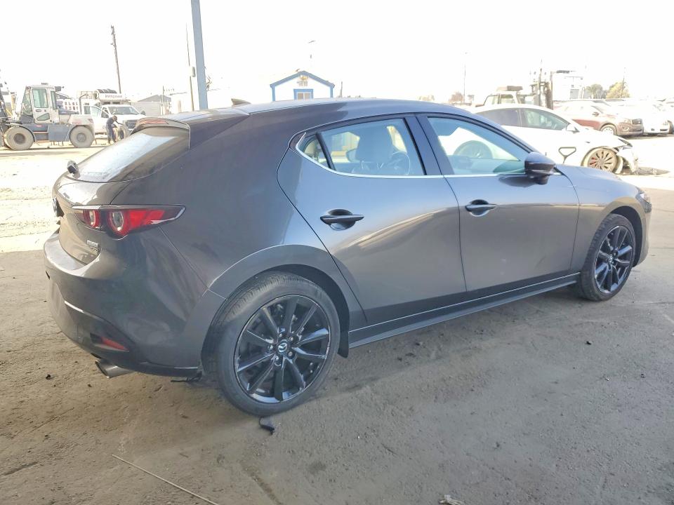 2022 Mazda 3 მანქანა იყიდება აუქციონზე, vin: JM1BPBJY7N1516667, აუქციონის ნომერი: 47426756