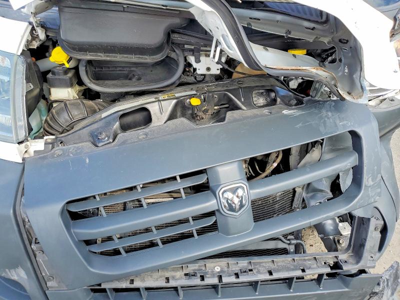 46722796 :رقم المزاد ، 3C6TRVDG3JE156721 vin ، 2018 Ram Promaster 2500 مزاد بيع