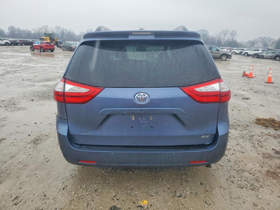 2017 Toyota Sienna მანქანა იყიდება აუქციონზე, vin: 5TDYZ3DC0HS791055, აუქციონის ნომერი: 79113565