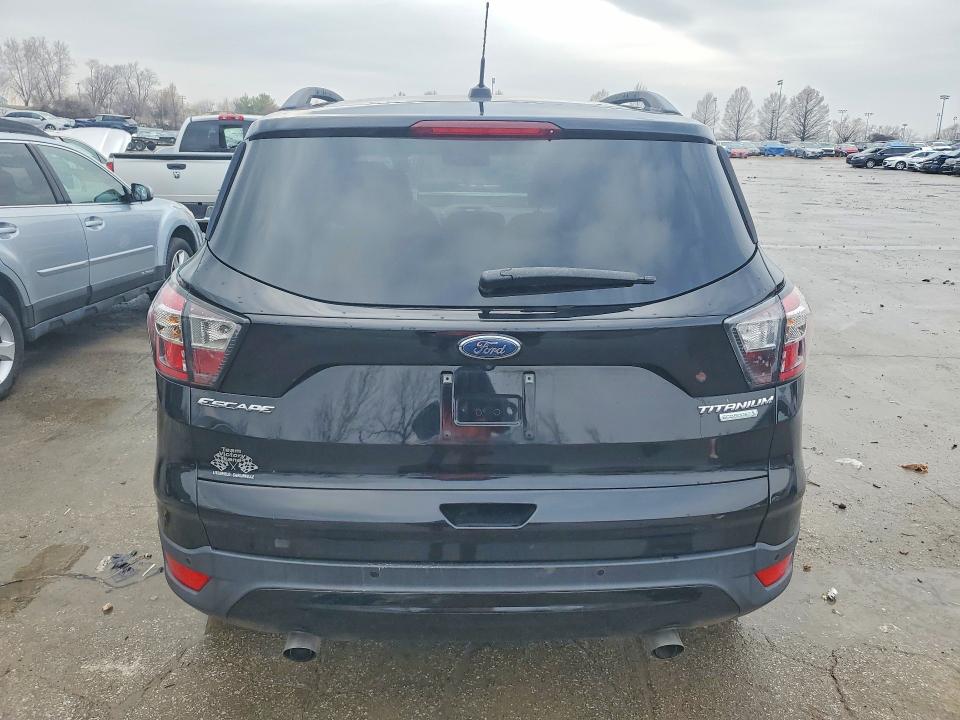 Продажа на аукционе авто 2017 Ford Escape, vin: 1FMCU0JD3HUA80896, номер лота: 79667535