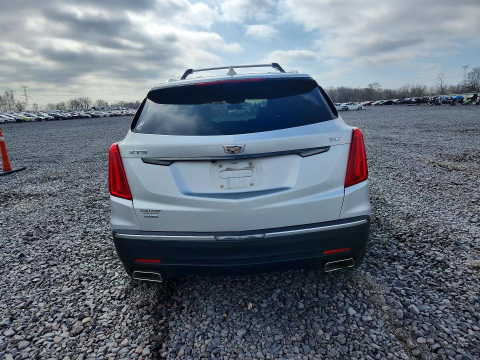 45734606 :رقم المزاد ، 1GYKNDRS7HZ261049 vin ، 2017 Cadillac Xt5 مزاد بيع