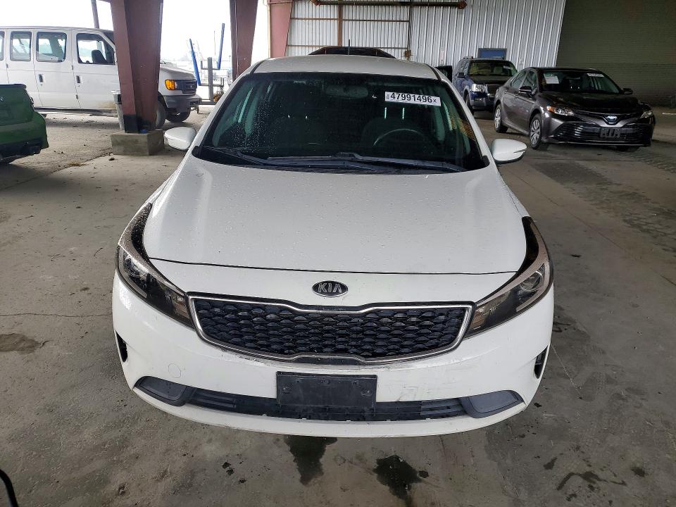 Продажа на аукционе авто 2017 Kia Forte5, vin: KNAFK5A89H5696973, номер лота: 47991496