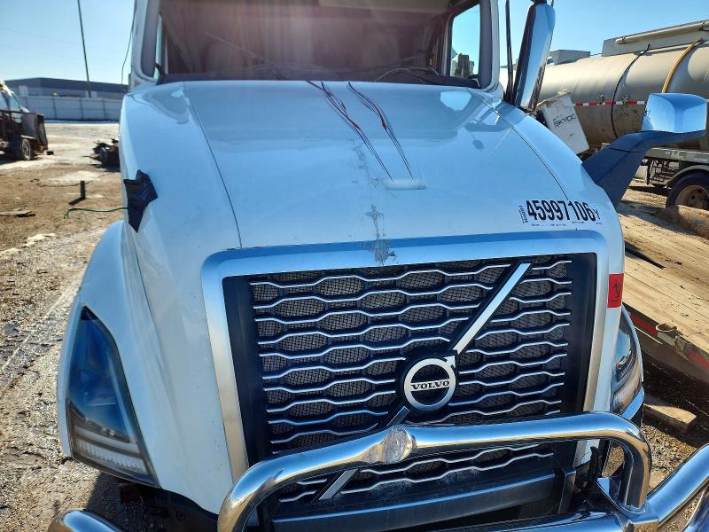 45997106 :رقم المزاد ، 4V4NC9EH9LN203769 vin ، 2020 Volvo Vn مزاد بيع